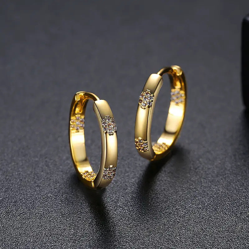 Copper Inlaid Zircon Retro Versatile Round Earrings For Women