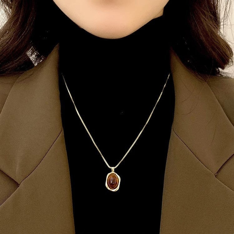 Women's Amber Twin Gold Necklace Pendant